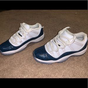 Nike Air Jordan Snakeskin Low 11